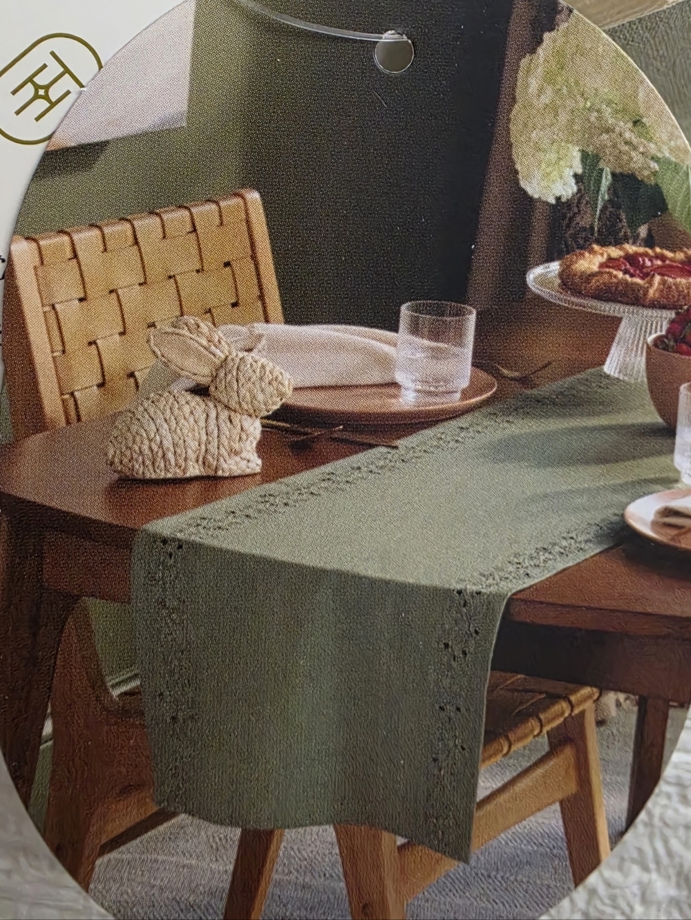 Nwt Threshold 100% Cotton Easter Spring Summer Green Table Runner